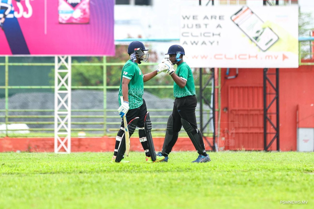 ފައިނަލުގެ ފުރަތަމަ ޖާގަ މަދޮށްޓަށް