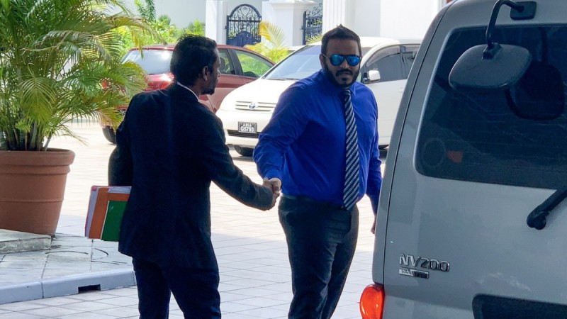 އަދީބު މިނިވަން ކުރި ނަމަވެސް ގެއްލުނު ފައިސާ ހޯދަން ރައީސް މުއިއްޒުގެ ސަރުކާރަށް ހުރަހެއް ނެތް: ކުރީގެ ރައީސް ސޯލިހު