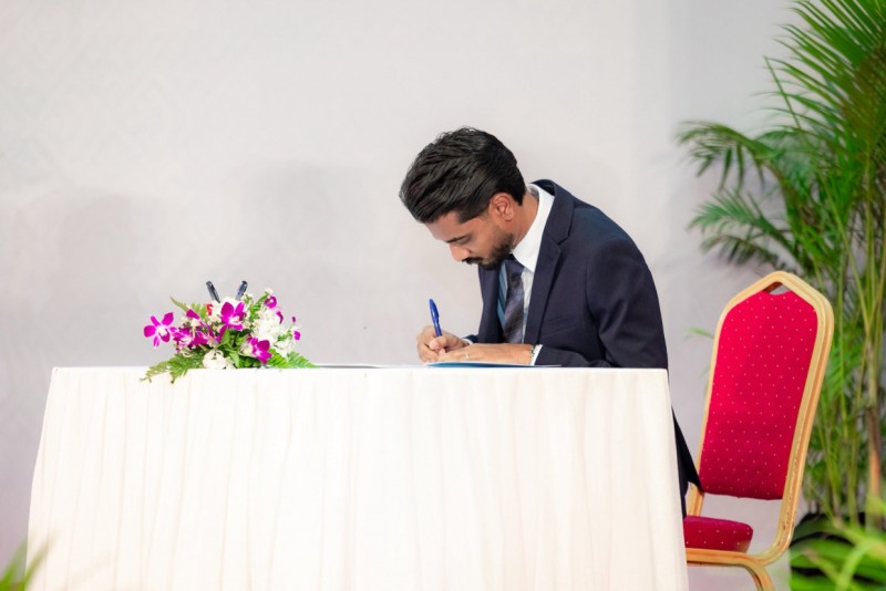 އިތުރު ކައުންސިލަރަކު ކުރިމަތިނުލުމުން، މާލޭގެ ޑެޕިއުޓީ މޭޔަރުކަން މީކާއީލަށް