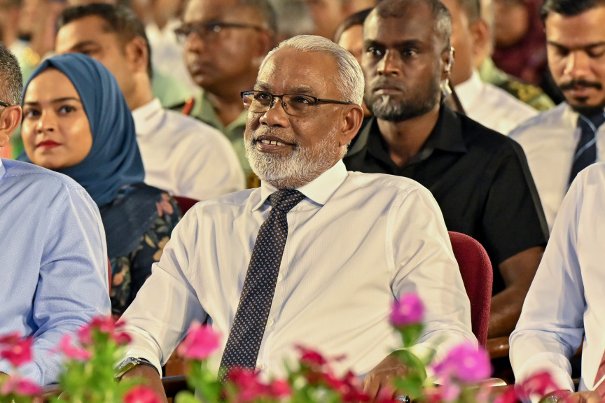 ދައުރު ދަންމާލިޔަސް މަޖިލީހުން ކުރަނީ ނާޒިމް ވަކިކުރުމުގެ މަސައްކަތް އެކަނި!