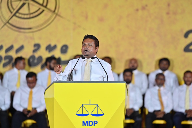 ބިރުދެއްކުމުގެ އަމަލުތަކުން ނޫސްވެރިން ފަހަތަކަށް ނުޖެހޭނެ، ތި ކުރެވެނީ ބޭކާރު ކަމެއް: ޝަފީޤް