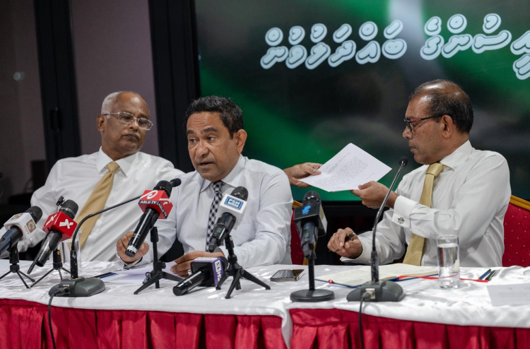 މަސައްކަތްތައް ރާވަން ކުރީގެ ތިން ރައީސުންގެ ފަރާތުން މަންދޫބުން ކަނޑައަޅައިފި