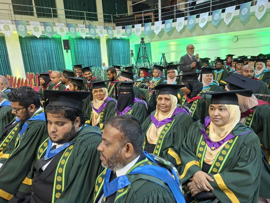 އުނގެނުމަށް ވަކި އުމުރެއް ނެތް، 79 އަހަރުގައި ޚަދީޖާ އެކަން ސާބިތުކޮށްދީފި