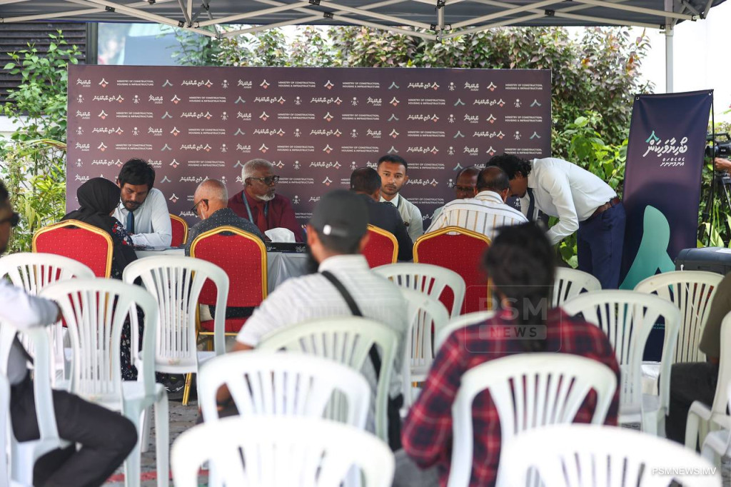 ގޯއްޗާއި ފްލެޓަށް އެދުމުގެ ފުރުޞަތު އަންނަމަހުގެ 15އާ ހަމައަށް