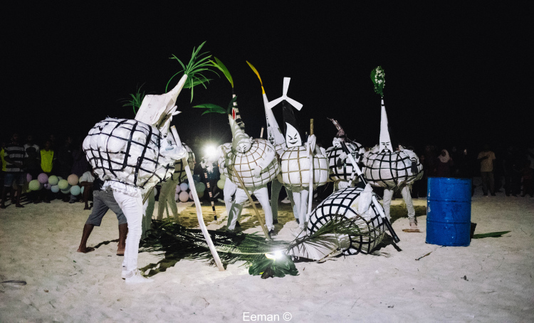 އީދު ކުޅިވަރުތަކުން ރާއްޖެ އިޝްތިހާރުކުރަނީ