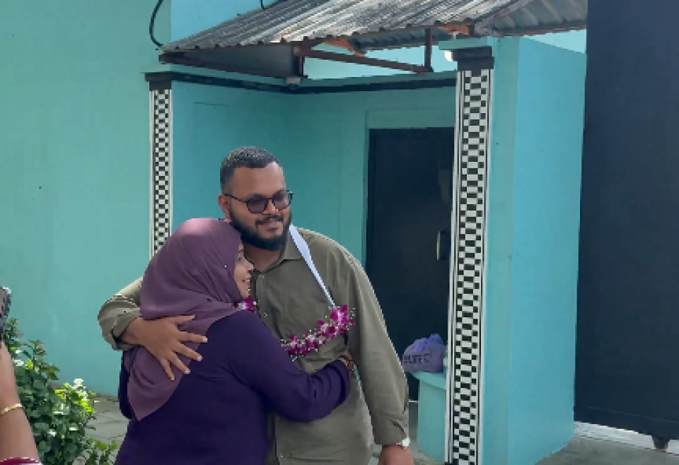 ނޫސްވެރިޔާ ލީވާން ބަންދުން ދޫކޮށްލައިފި