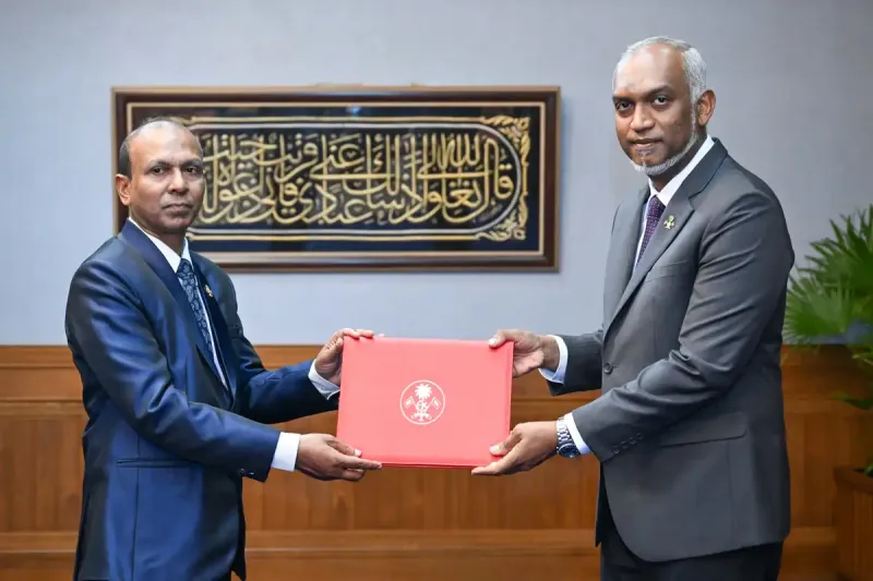 ޖޭއެސްސީގައި ރައީސްގެ މެމްބަރެއްގެ ގޮތުގައި މުއިއްޒުގެ މޭޔަރުކަމުގައި ސިޓީ ކައުންސިލުގެ ވަކީލަކަށް ހުރި އަލީ ނަސީރު އައްޔަނުކޮށްފި!