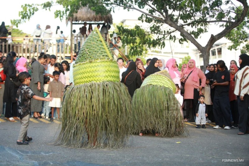 ޢީދު ފާހަގަކުރުމަށް ބޭއްވި ކުޑަކުދިންގެ ހަވީރަށް ބޮޑު ތަރުޙީބެއް