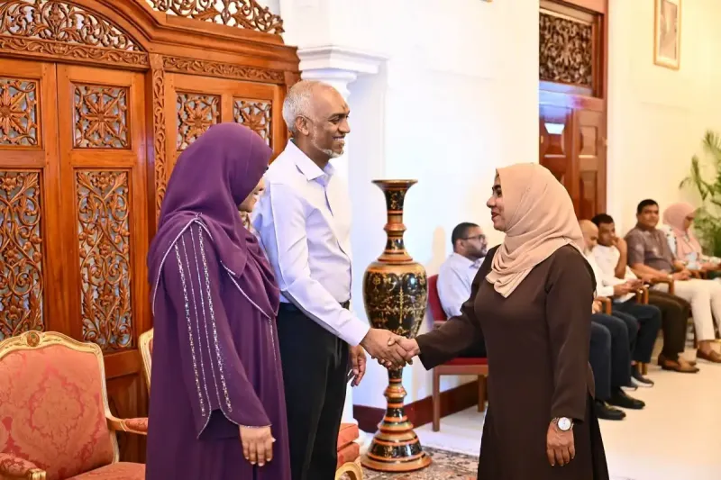 ވެމްކޯގެ ޖެނެރަލް މެނޭޖަރ އައިމިނަތު ފަޒްލާ ޕީއެންސީގެ ސެނެޓާއި، ޕާޓީ އިން ވެސް ވަކިވެވަޑައިގަންނަވައިފި