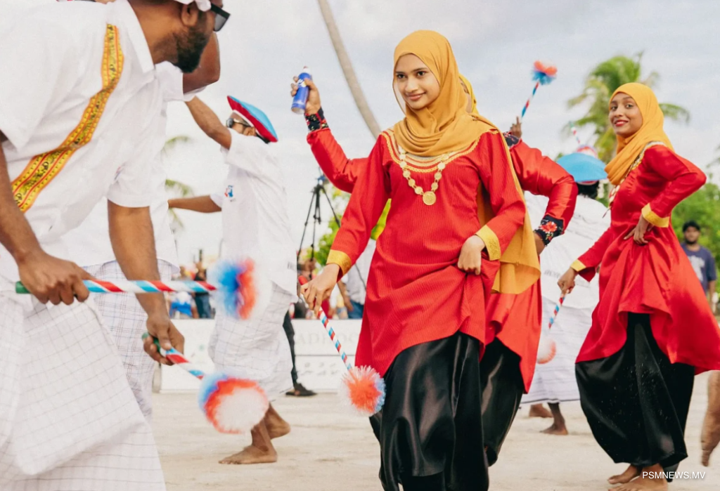 ޢީދު ފާހަގަކުރުމަށް އެތައް ބަޔަކު ރަށްރަށަށް