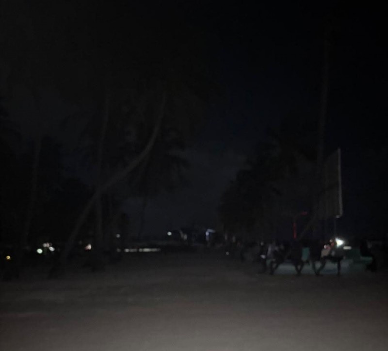 ފޯރިގަދަކޮށް ޢީދު ފާހަގަކުރާ ކަމަދޫގައި ހަވީރުން ފެށިގެން ކަރަންޓު ކެނޑިފައި