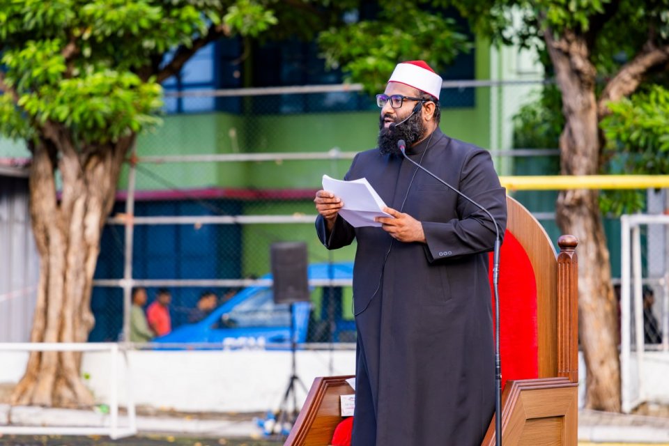 "އީދު ފާހަގަކުރުމުގައި އިސްލާމީ ޝަރުޢީ މިންގަނޑަށް ނުފެތޭ ކަންކަމުން ދުރުވާންޖެހޭ"
