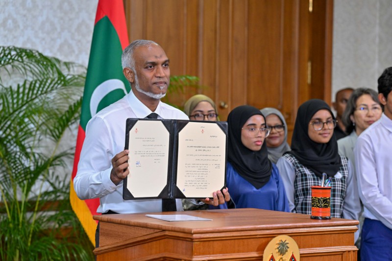 އޭއައި ބޭނުންކޮށްގެން ދުންފަތުގެ ބާވަތްތައް އިސްތިހާރުކުރާތީ ސަމާލުވުމަށް، ރައީސްގެ އިލްތިމާސެއް