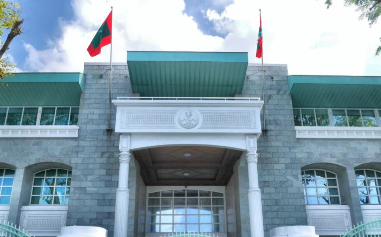 މިއަހަރު ރައީސް އޮފީހަށް އާންމުންގެ ފަރާތުން 500އަށް ވުރެ ގިނަ ޝަކުވާ ހުށަހަޅައިފި، ބޯހިޔާވަހިކަމާއި ތަރައްޤީއާ ގުޅޭ ޝަކުވާވެސް ހިމެނޭ!