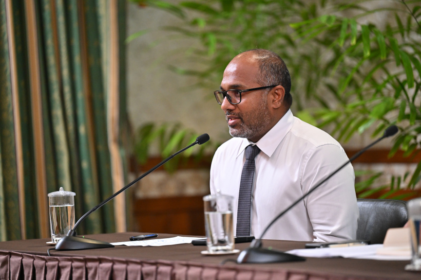 ގަވައިދާ ޚިލާފަށް މުދާ އެތެރެކުރުން ހުއްޓުވަން 4 މަސްތެރޭ ފުލް ކޮންޓެއިނަރު ސްކޭނަރެއް ގާއިމްކުރާނަން: އިޙްސާން