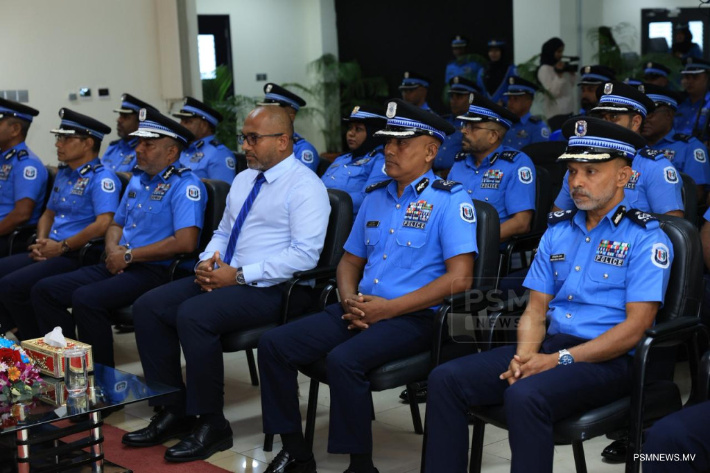 ގްރޭޓަރ މާލެ އޭރިއާގެ ފުލުހުންނަށް ޝަރަފުގެ ނިޝާން ދީފި