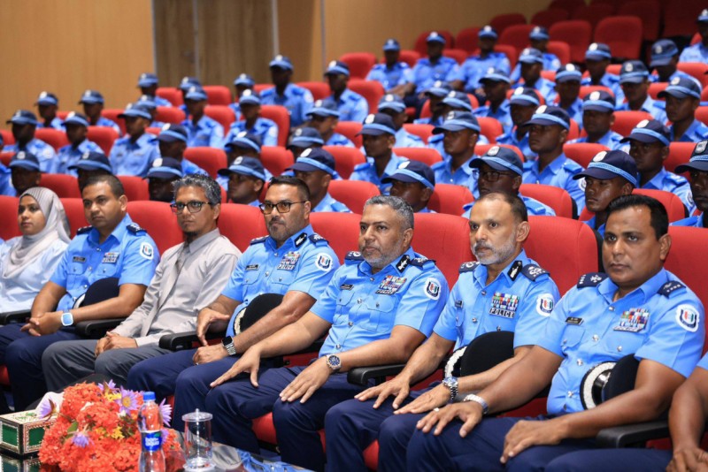 ފުލުހުންގެ އިދާރީ އޮނިގަނޑު ބަދަލުކޮށްފި: "ބޭނުމަކީ ހިންގުން ހަރުދަނާކުރުން"
