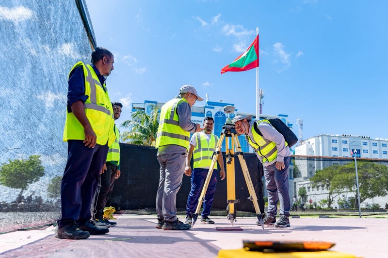 މާލޭގެ މަގުތައް ޒަމާނީ ފެންވަރަށް ހެދުމަށް ބޭނުންވާ ސާވޭ ފަށައިފި