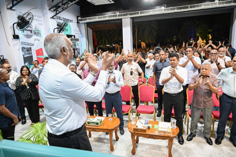 އެތެރެއިން: 3 ބަލި، ޕީއެންސީގެ އިތުބާރު ރައީސަށް ގެއްލެނީ؟