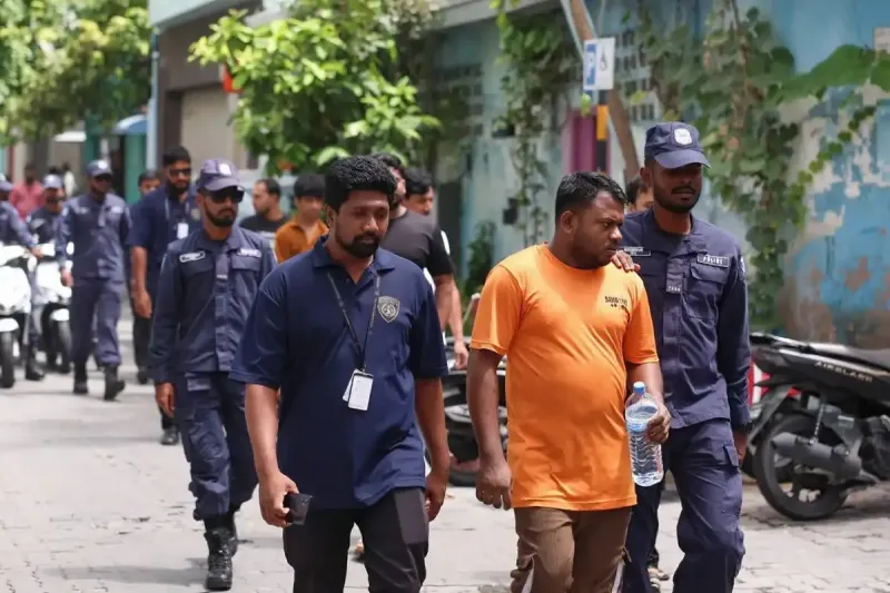އިތުރު ހަތް ބިދޭސީއަކު އިމިގްރޭޝަންގެ ބެލުމުގެ ދަށަށް ގެންގޮސްފި