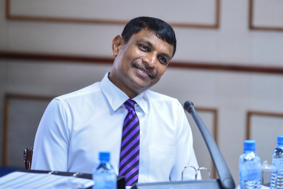 ޒަމީރު އިސްތިއުފާ ދެއްވީ މަސްއޫލިއްޔަތުތައް ފުރިހަމައަށް އަދާކުރެއްވުމަށްފަހު: ރިޔާޒް