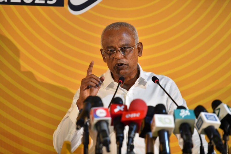 ރިޔާސީ އިންތިޚާބެއް ކާމިޔާބު ކުރުމަށްޓަކައި ރާއްޖެ ތަރައްގީ ކުރުމުގެ ވިސްނުމުގައި ތިބި އެންމެންނަށް ވެސް މަރުހަބާ ކިޔަންޖެހޭ: ސޯލިޙު
