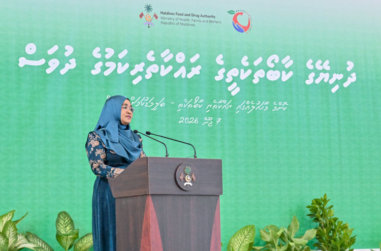 ކާބޯތަކެތި ރައްކާތެރިކަން ކަށަވަރުވާނީ ފަރުދީ ޒިންމާ ވެސް ނަގައިގެން: ފަސްޓް ލޭޑީ