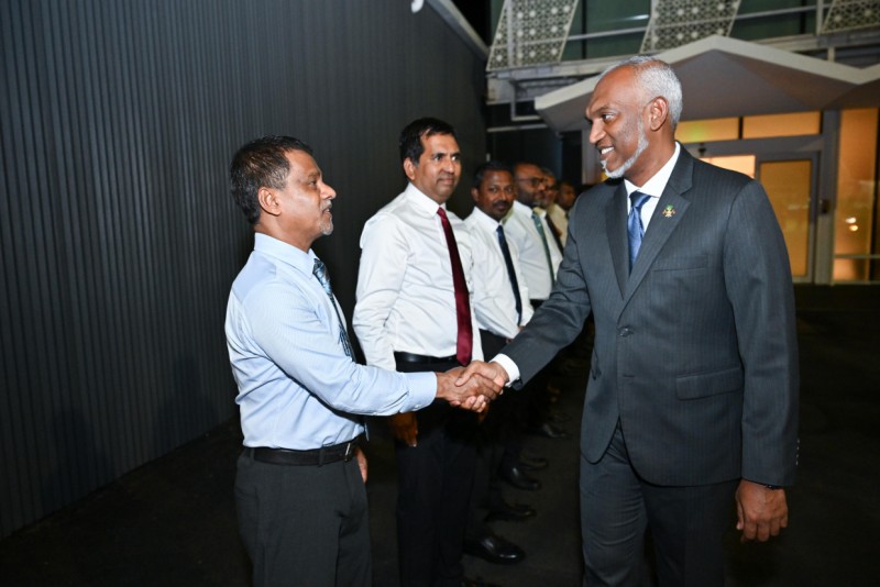 އަޅަނީ ކިތައް ސްކޫލްތޯ ހޮސްޕިޓަލްތޯ މުހިންމެއްނޫން، އެމެރިކާ ފަދަ ތަންތާ ވެސް ބޯހިޔާވަހިކަން ފަދަ ކަންކަމުގެ ޝަކުވާ ކުރޭ: ނާޒިމް