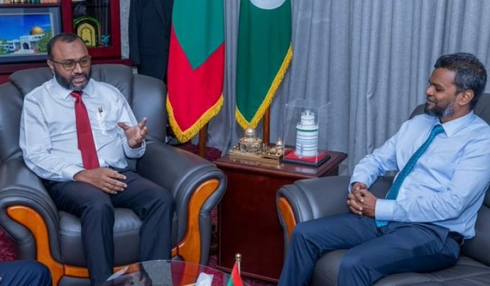 މިނިސްޓަރު ޝަހީމްގެ ތައުރީފު ހައްޖު ކޯޕަރޭޝަނަށް!