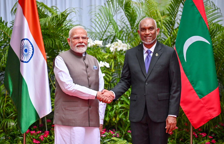 މެދުނުކެނޑި އެންމެ ދިގު މުއްދަތަކަށް ބޮޑުވަޒީރުކަން ކުރެއްވި ބޭފުޅަކަށް މޯދީވުމުން ރައީސް މުއިއްޒުގެ މަރުހަބާ