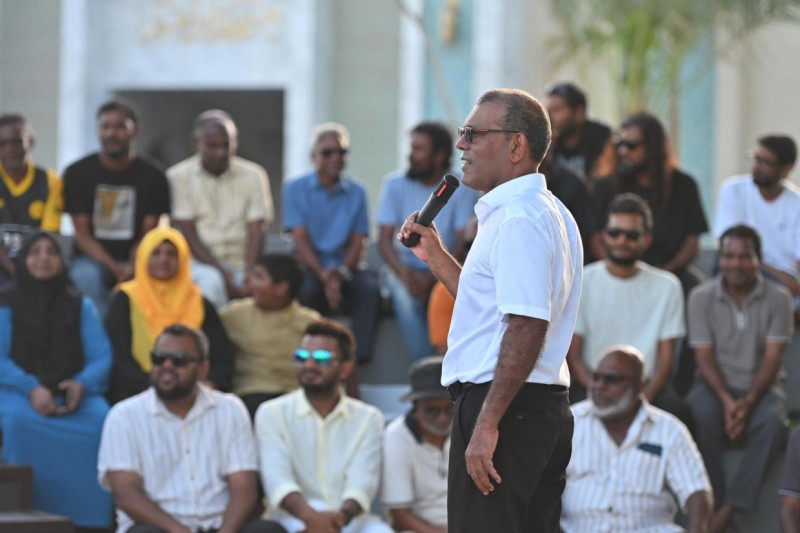 "ނަޝީދާ ބައްދަލުކުރުމުން ވަޒީފާއިން ވަކިކުރޭ، ގާނޫނީ އެހީތެރިކަން ދޭނަން"