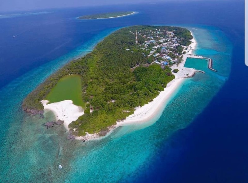 ތަކަންދޫގެ ފެނަކައިގައި މަސައްކަތް ކުރާ މުވައްޒަފުންތަކެއް އާރްޑީސީއަށް ބަދަލުވެ، ދެ ކުންފުނިން މުސާރަ ނަގާ ކަމުގެ ތުހުމަތު!