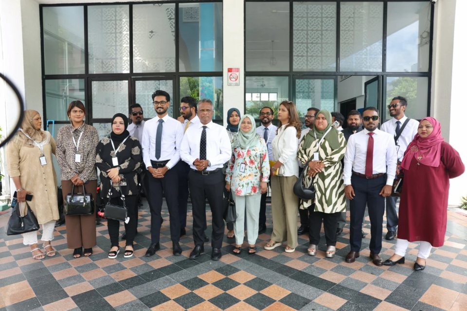 މޭޔަރާއި ކައުންސިލަރުން ހައުސިންގ މިނިސްޓްރީއަށް، މިނިސްޓަރާ ބައްދަލެއް ނުވި