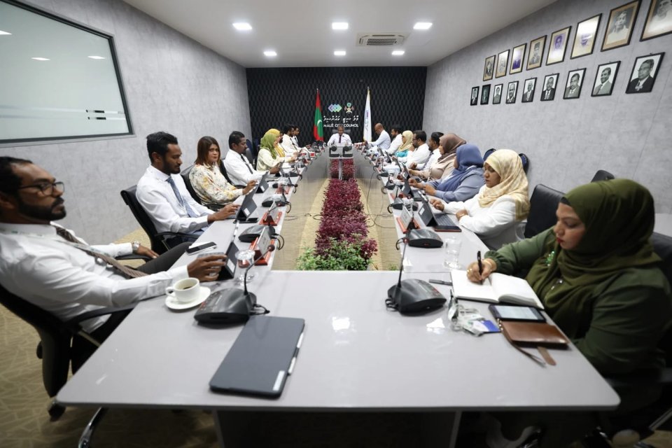 "ވެޓް މާރުކޭޓް މައްސަލައިގައި ބިން ހަވާލުކުރެވޭނީ ޤާނޫނާ ޤަވައިދުގެ ތެރެއިން"