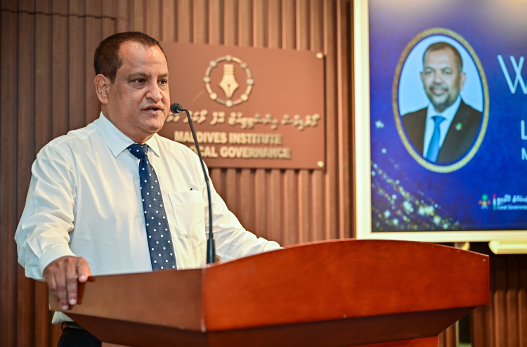 އަތޮޅު ކައުންސިލުން ދިން ބައެއް ހިދުމަތްތައް ގާނޫނީ ސުވާލުތަކާ ހެދި ހުއްޓިއްޖެ