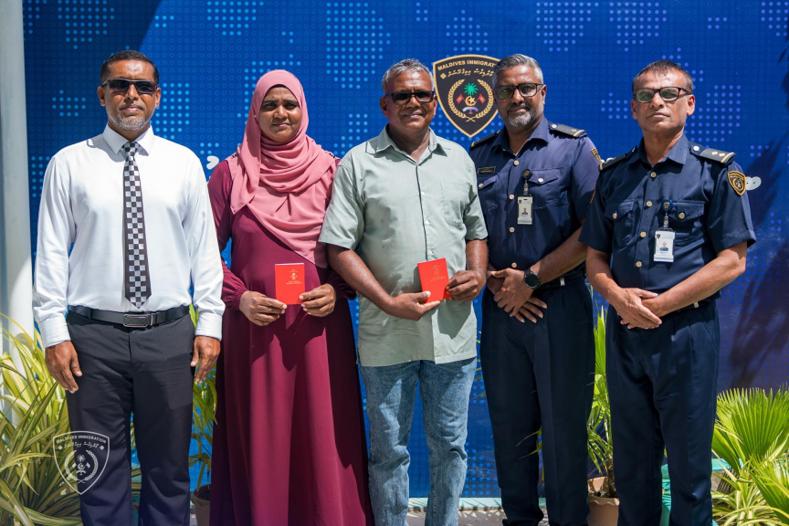 ދަރަވަންދޫގައި ޕާސްޕޯޓުގެ ޚިދުމަތް ރަސްމީކޮށް ފަށައިފި