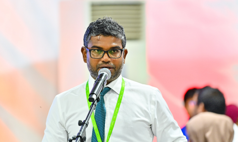 ދިމާވެގެން މި އުޅެނީ ގާނޫނުގައި ނެތް ހާލަތެއް، އަލުން ވާދަކޮށް މަގާމު ހޯދާނަން: ޝުޖާއު