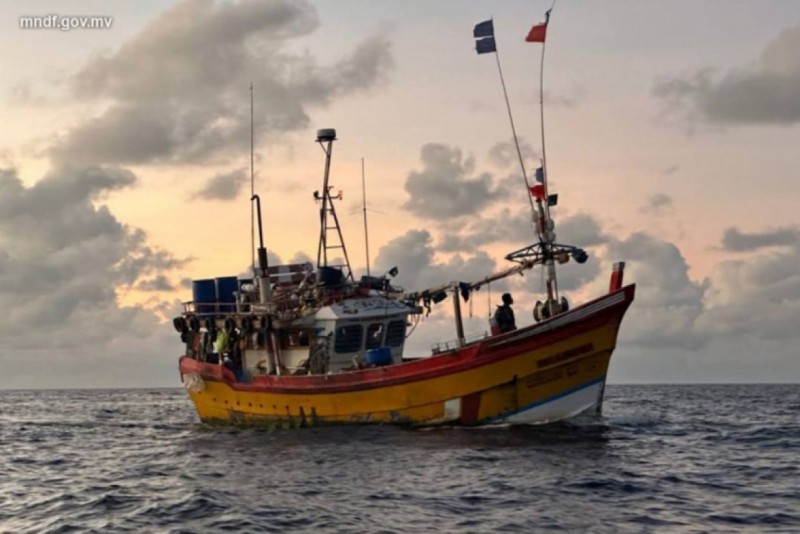އެއް ދުވަސްތެރޭ ހަ ލައްކަ ރުފިޔާ ދައްކަން އަންގައި، ލަންކާ މަސްބޯޓެއް ދައުލަތަށް ނަގައިފި