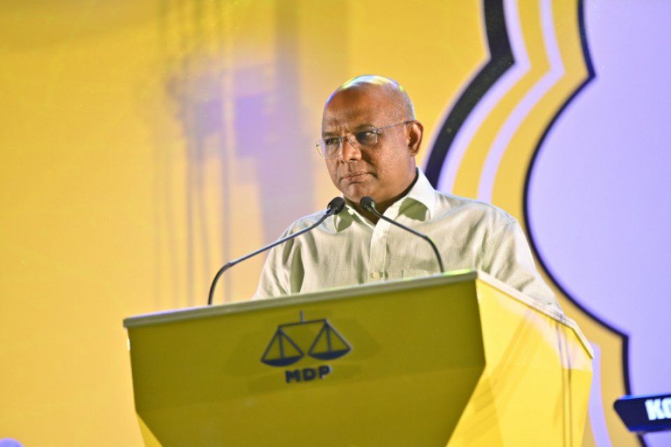 ސަރުކާރުން ގާނޫނުގެ ވެރިކަން ކުރަން ދަސްކުރަން ޖެހޭ: ޝާހިދު