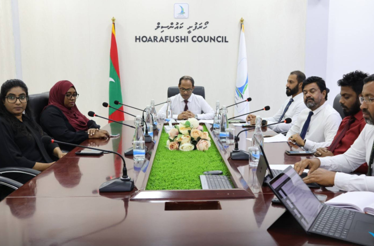 ހޯރަފުށިން ގަވާއިދާ ހިލާފަށް ބިމެއް ދިން މައްސަލާގައި ކުރީގެ މެމްބަރުންނަށް ދައުވާ ކޮށްދޭން ފޮނުވައިފި