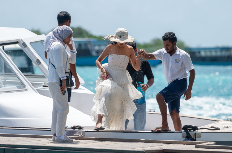 ޓޫރިސްޓުންގެ އަދަދު އަދިވެސް ހަމަޔަކަށް ނޭޅޭ، 3.5 ޕަސެންޓް ދަށް!