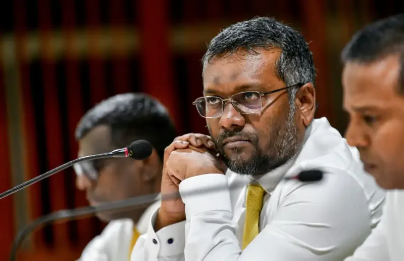 33 އިންސައްތައިގެ ދަށުން ވަޒީފާ އިން ވަކިކޮށް "އެއްލާލަނީ" 14،733 މީހުން: ފައްޔާޒް