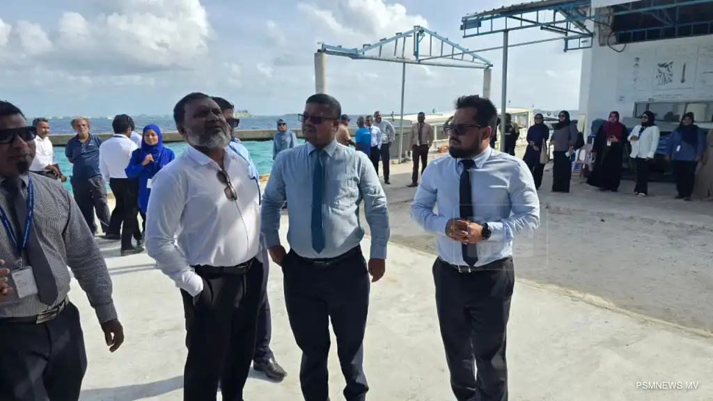 މިފްކޯއިން ކަނޑުއޮތްގިރީގައި ޤާއިމްކޮށްފައިވާ އައިސް ޕްލާންޓާއި މަސް ކާރުޚާނާ ހުޅުވުން