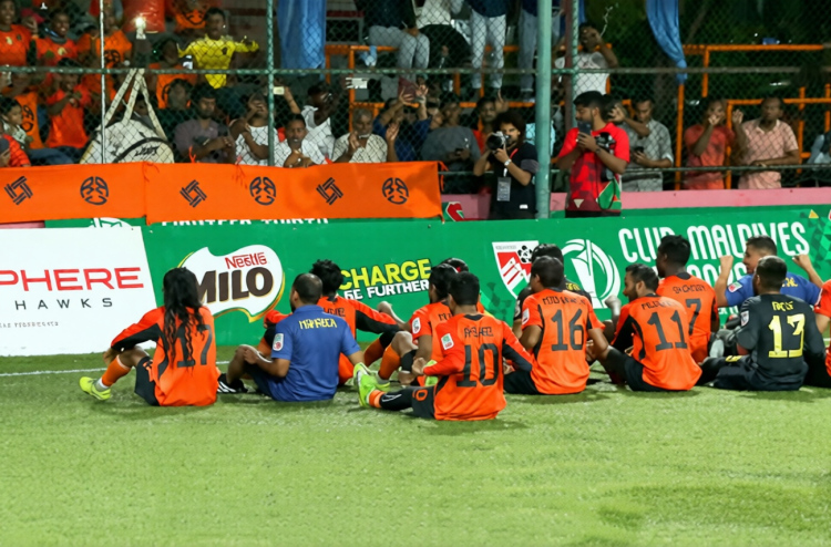 ވައިކިން ރޯ އެއްގައި އާރުއާރުސީ ވިދިވިދިގެން ހަތަރުވަނަ ފައިނަލަށް
