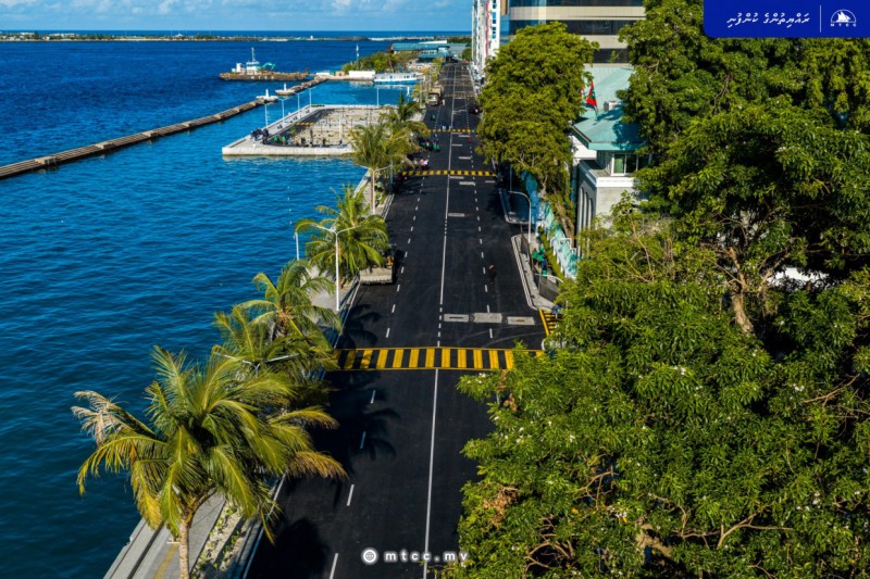ފުލުހުންގެ މައި މަރުކަޒާއި ދޮށިމޭނާ ބިލްޑިންގާ ދެމެދު އޮންނަ ތޮށްޓަށް އާންމު އުޅަނދުތަކަށް ކައިރިނުކުރެވޭނެ