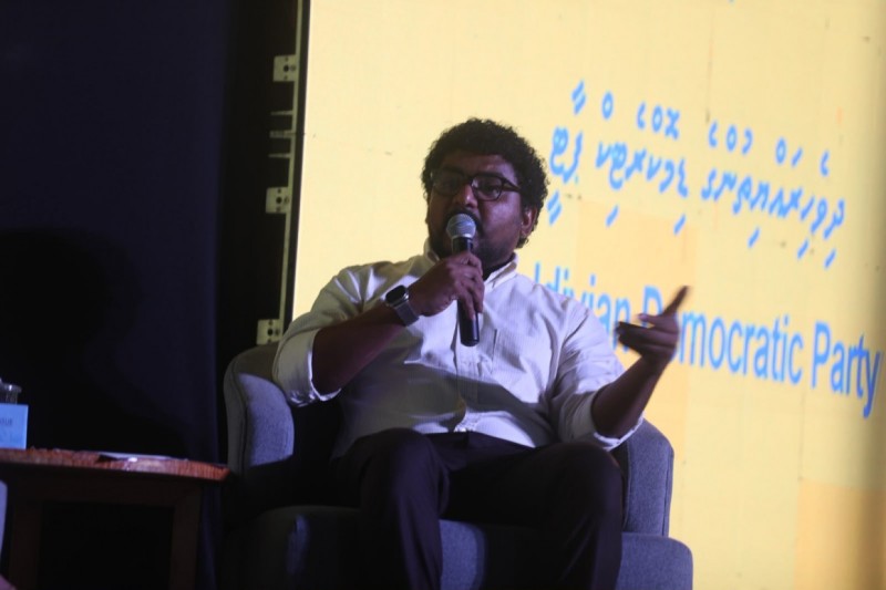 އެސްއޯއީތަކުގެ މުވައްޒަފުންނަށް މުސާރަ ދޭނެ ގޮތެއް ނެތް، ވަޒީފާއިން ވަކިކުރަނީ އެހެންވެ: މައުރޫފް