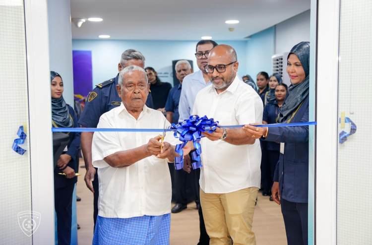 ޕާސްޕޯޓުގެ އާ ހިދުމަތަކާ އެކު، އިމިގްރޭޝަންގެ ތާރީހީ މައުރަޒު ހުޅުވައިފި