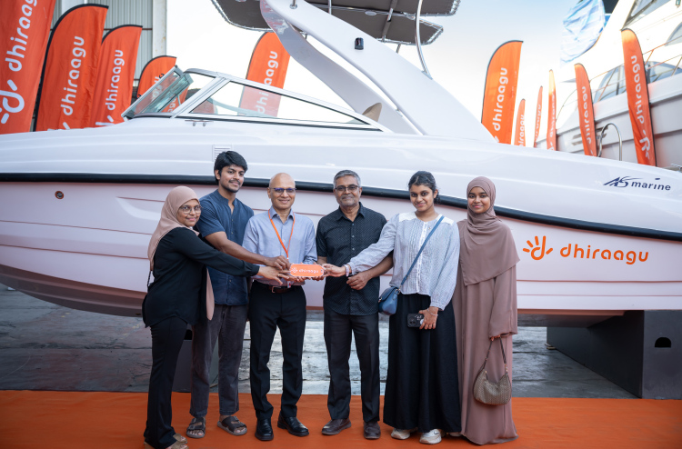 ދިރާގު ޕްރޮމޯޝަނުގެ ނަސީބުވެރިޔާއަށް ބޯޓު ހަވާލުކޮށްފި