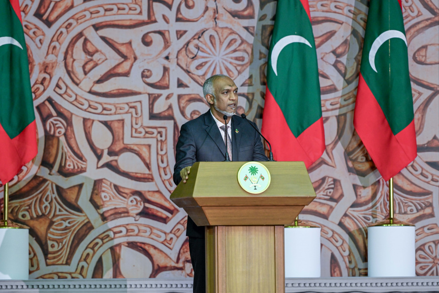 ދައުރު ނިމުމުގެ ކުރިން ހައުސިން މަޝްރޫއުތައް ނިންމައި ހަވާލުކުރާނަން: ރައީސް