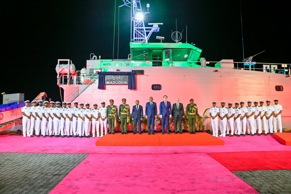 އޮސްޓްރޭލިއާއިން ރާއްޖެއަށް ހަދިޔާކުރި މަނަވަރު "އިމާދުއްދީން" ހިދުމަތަށް ނެރެފި